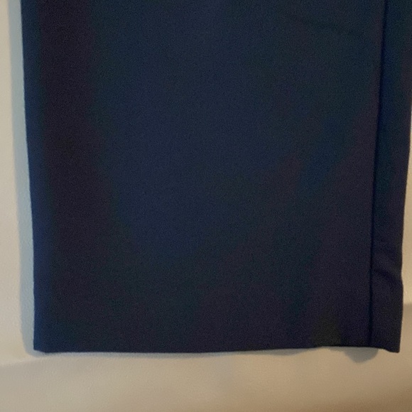 Maurice’s Navy Dress Capris “Smart” - Picture 2 of 4